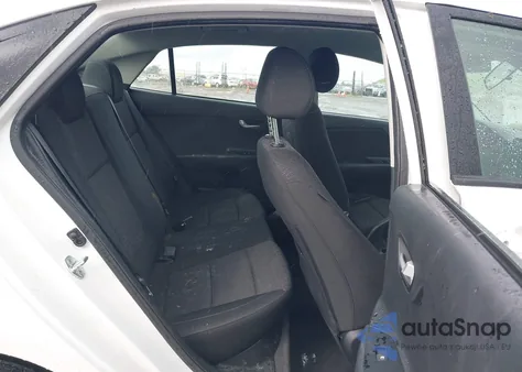 2021 Kia Rio Lx z USA, uszkodzony, nr VIN 3KPA24AD7ME422416